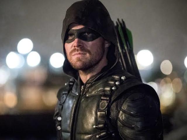Quem você seria em Arrow? (arqueiro verde)