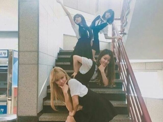 Lisa, Sana e Irene