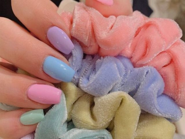 scrunchies de tom pastel