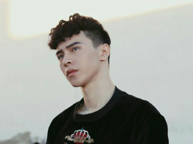 Krystian Wang