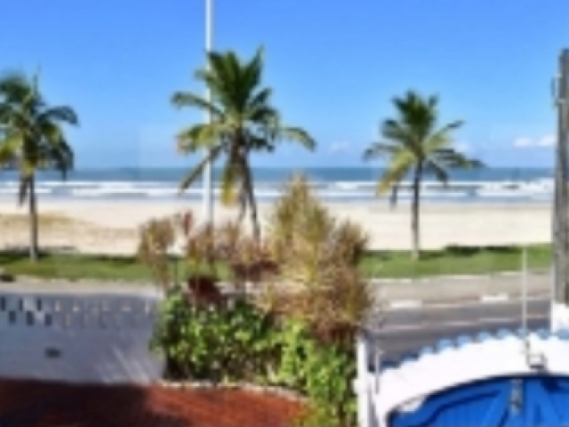 NA PRAIA