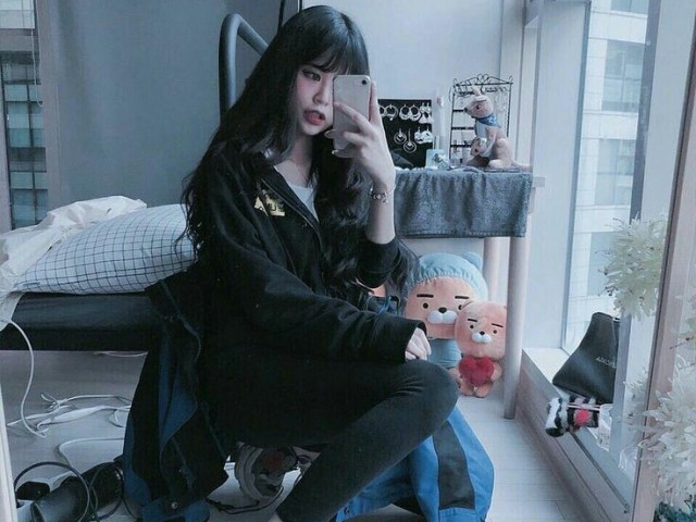 Dark ^v^