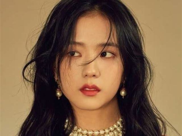 Kim Jisoo-BLACKPINK