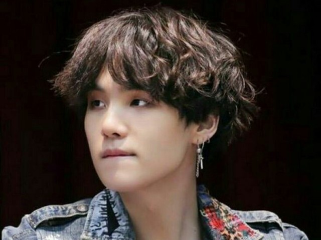 Suga, nosso açúcar, cuida bem dele viu? Ele te ama d+