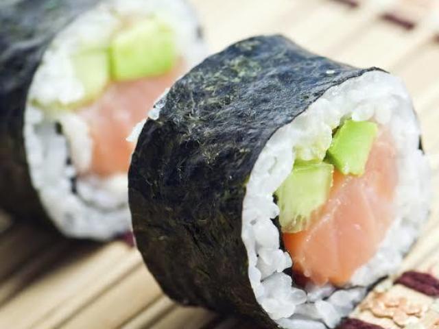 Sushi de salmĂŁo