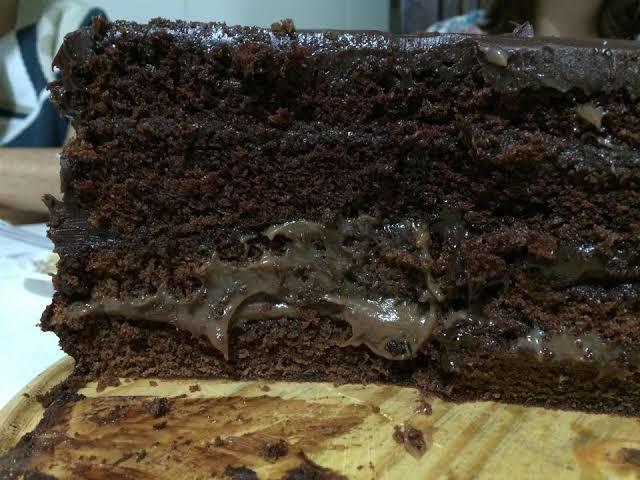 Bolo de chocolate gigante?