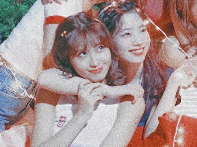 Momo e Dahyun