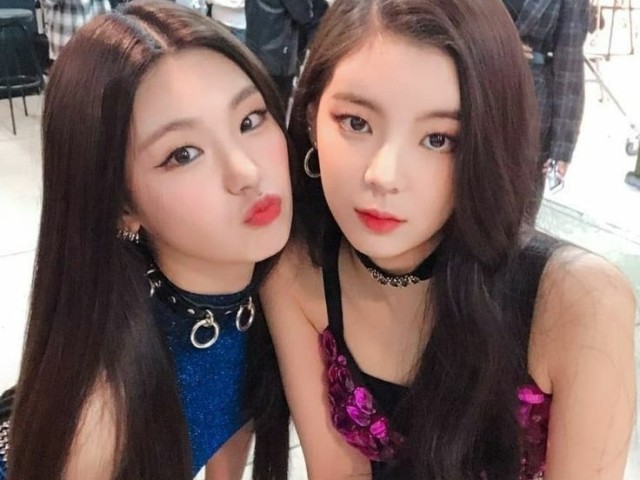 Yeji e Lia