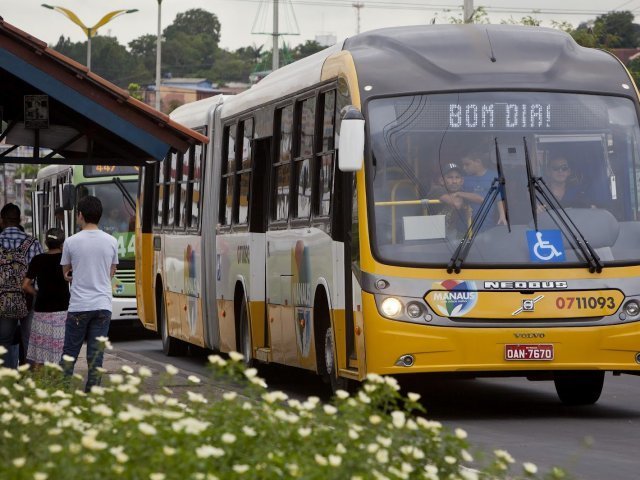 Ônibus