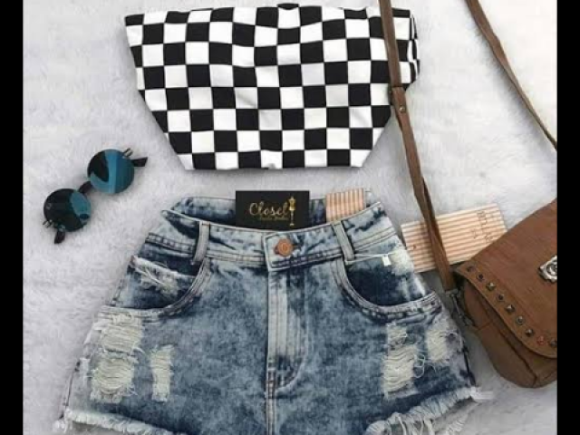 Blusinha xadrez mas+short jeans