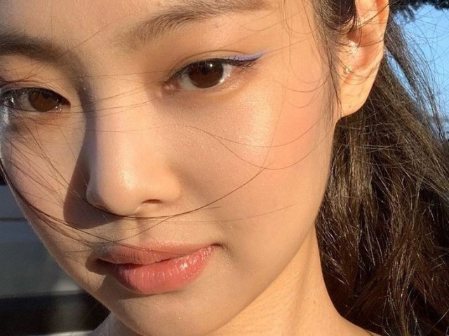 Jennie 🐳