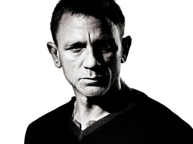 Daniel Craig