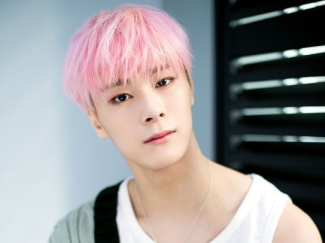 Moonbin