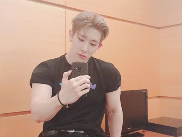 Wonho(MONSTA X)