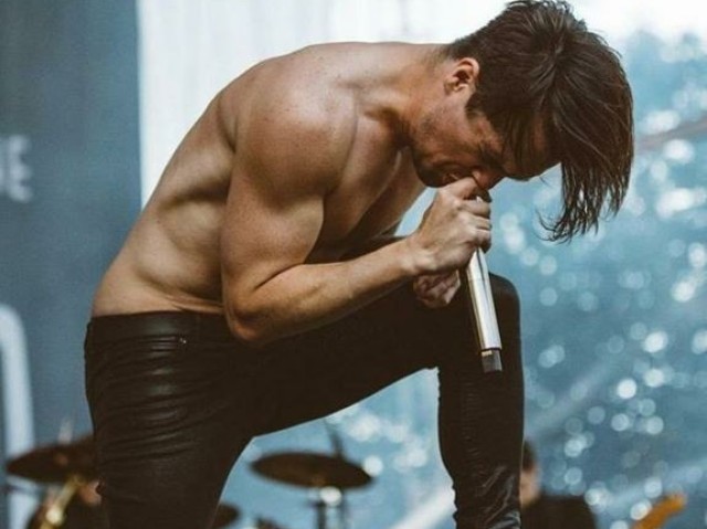 Brendon Urie (gotica rsrsrs)