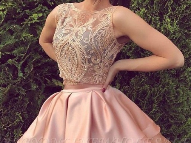 Vestido curto e rosa (você tem sorte)