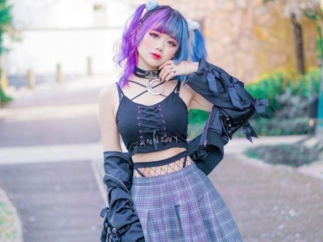*(Pastel Goth)*