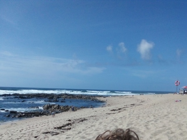 Na praia