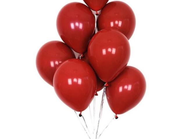 Palhaço Pennywise de It: A Coisa
(Não colocamos a foto porque há pessoas que tem fobia de palhaço e não achamos necessário provocarmos uma crise)