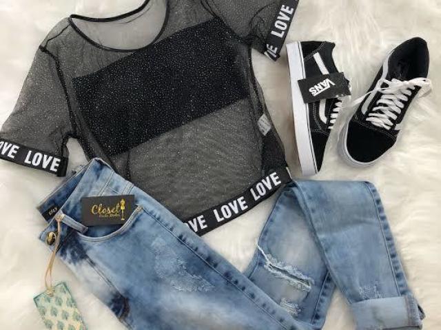 Essa blusa com essa calça jeans uiss xonei💖