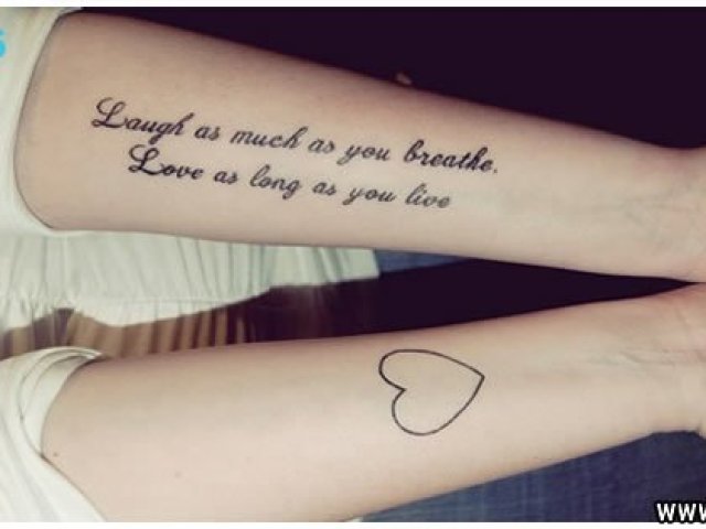 Tatuagem com frases
