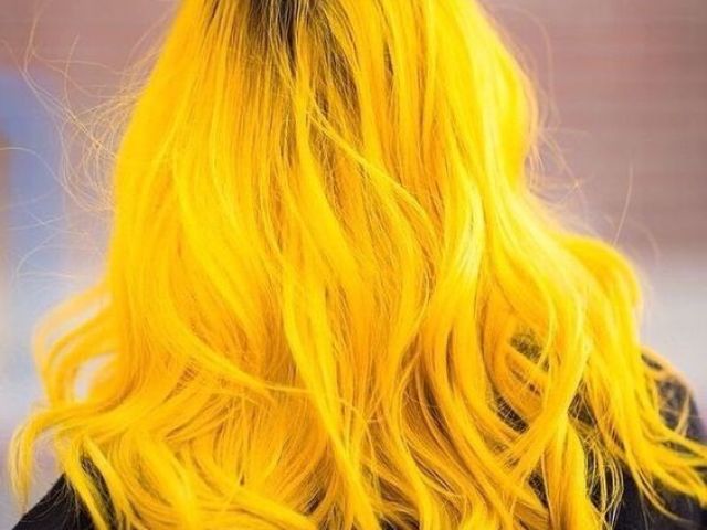 amarelo