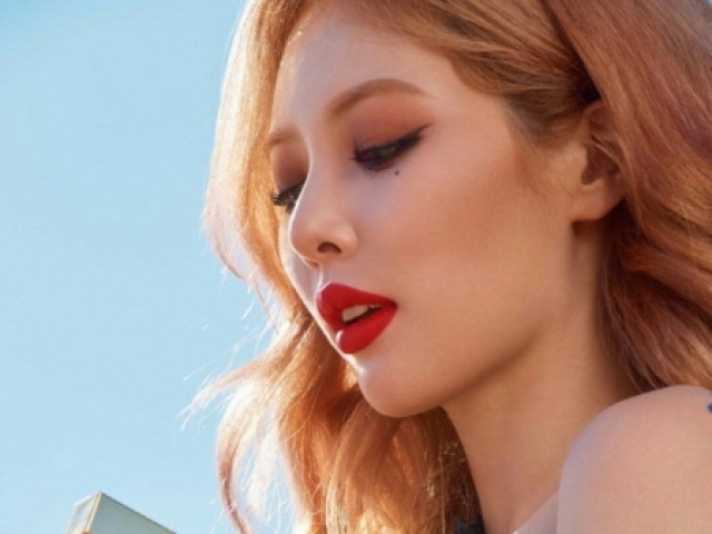 HyunA (solo)