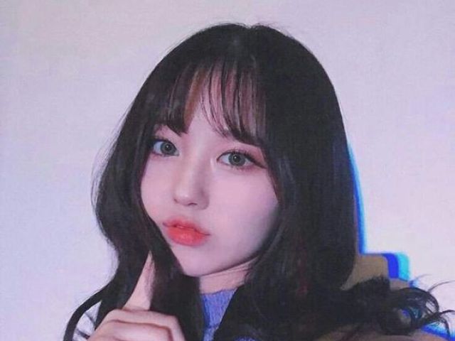 Crie sua vida de k-idol!