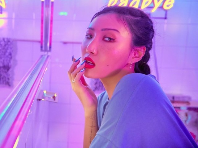 Hwasa-Mamamoo