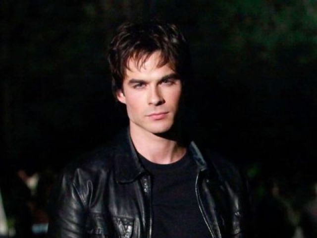 Você seria o Damon!