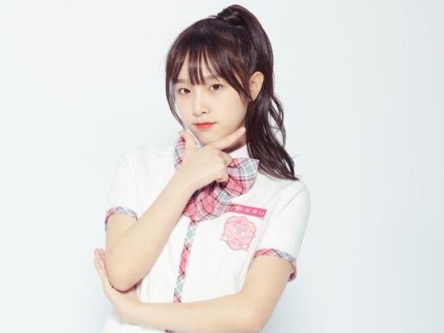 Choi Yena (Yuehua Entertainment)