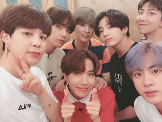 •| Você consegue diferenciar os meninos? (BTS) |•