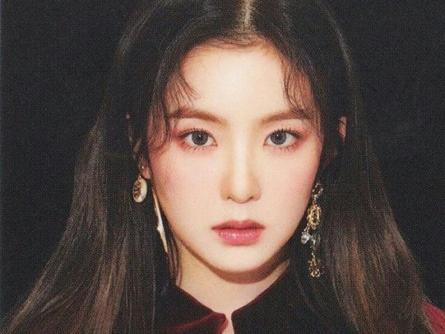 Irene(Red Velvet)