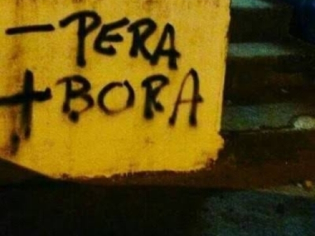 Picha o muro(você é meio delinquente)