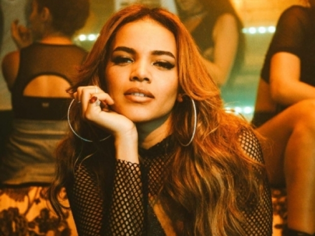 Leslie Grace