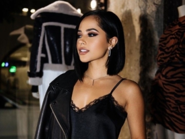 Becky g