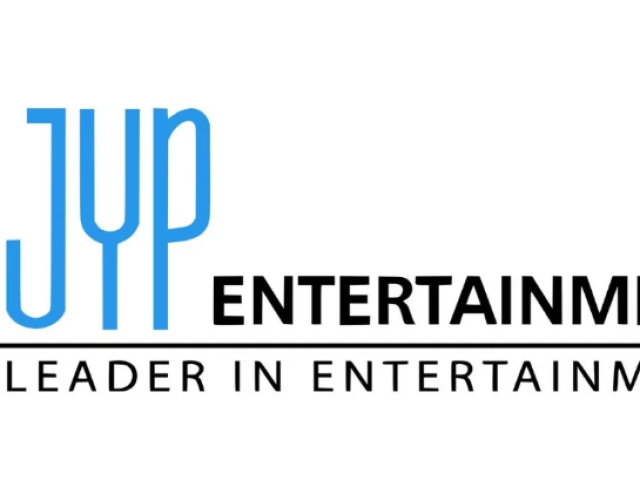 JYP Entertainment pois sei fazer de tudo um pouco e acho que tenho o perfil da empresa.