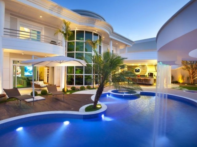 Casa luxuosa