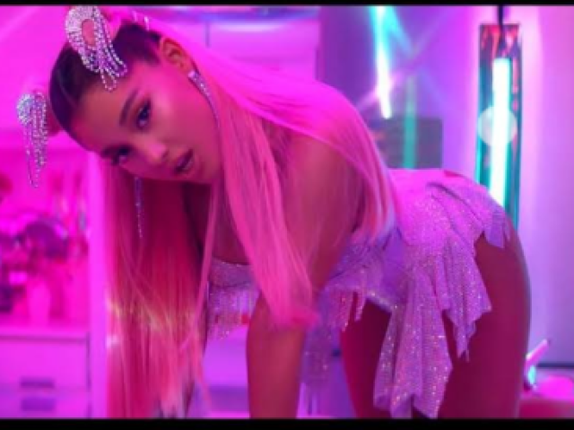 7 Rings (Ariana grande)