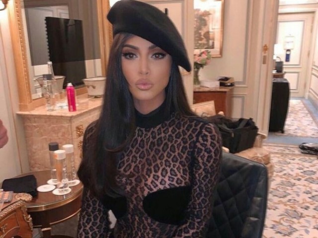 Você é a kim Kardashian