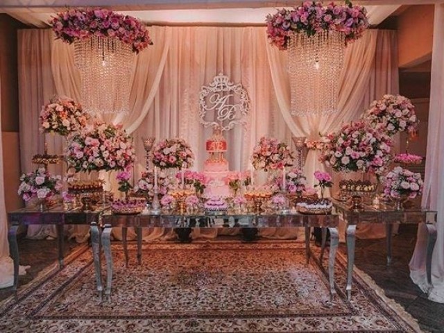Você vai ter uma festa digna de uma princesa como você!