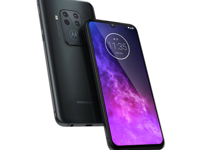 Motorola One Zoom