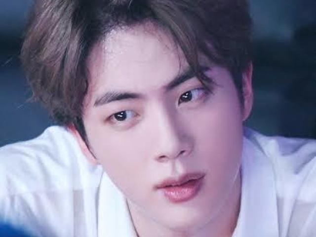 Jin ♥️✨