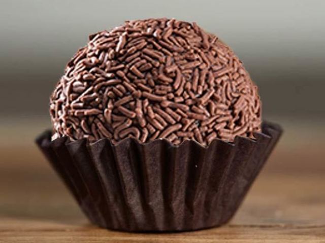 BRIGADEIRO NÃO PODE FALTAR..