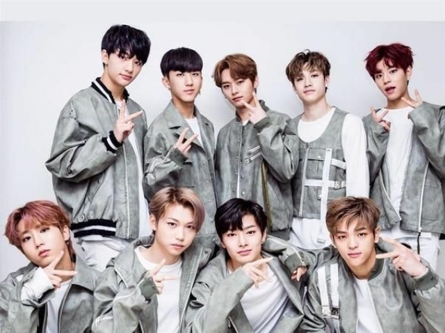 Stray Kids