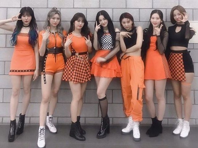 MOMOLAND!