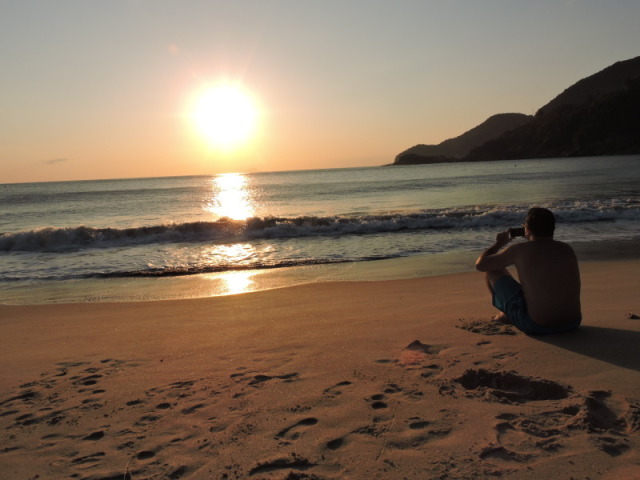 Fala de coisas aleatórias para mostrar que é intenso e observador... pôr do sol... natureza... por que estamos no mundo se não para admirá-lo?