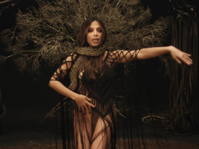 Veneno- Anitta