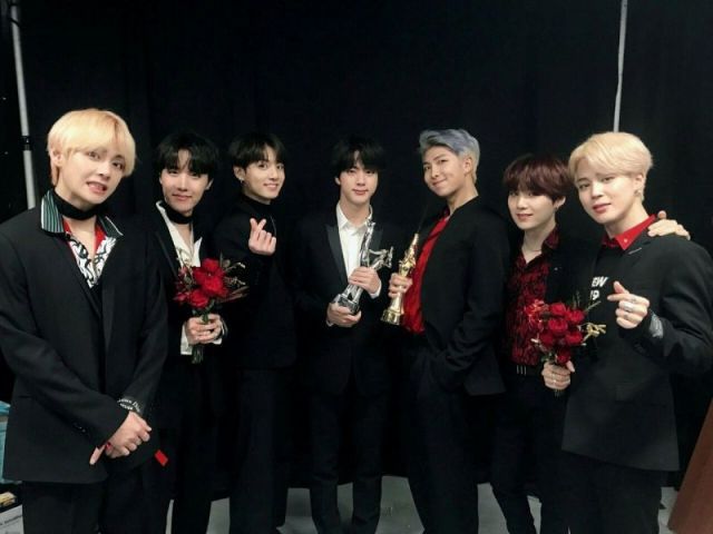 Quem do BTS te pediria em casamento?