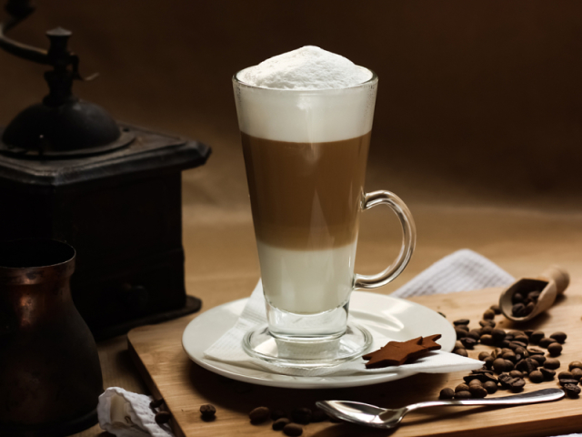 Café Macchiato.